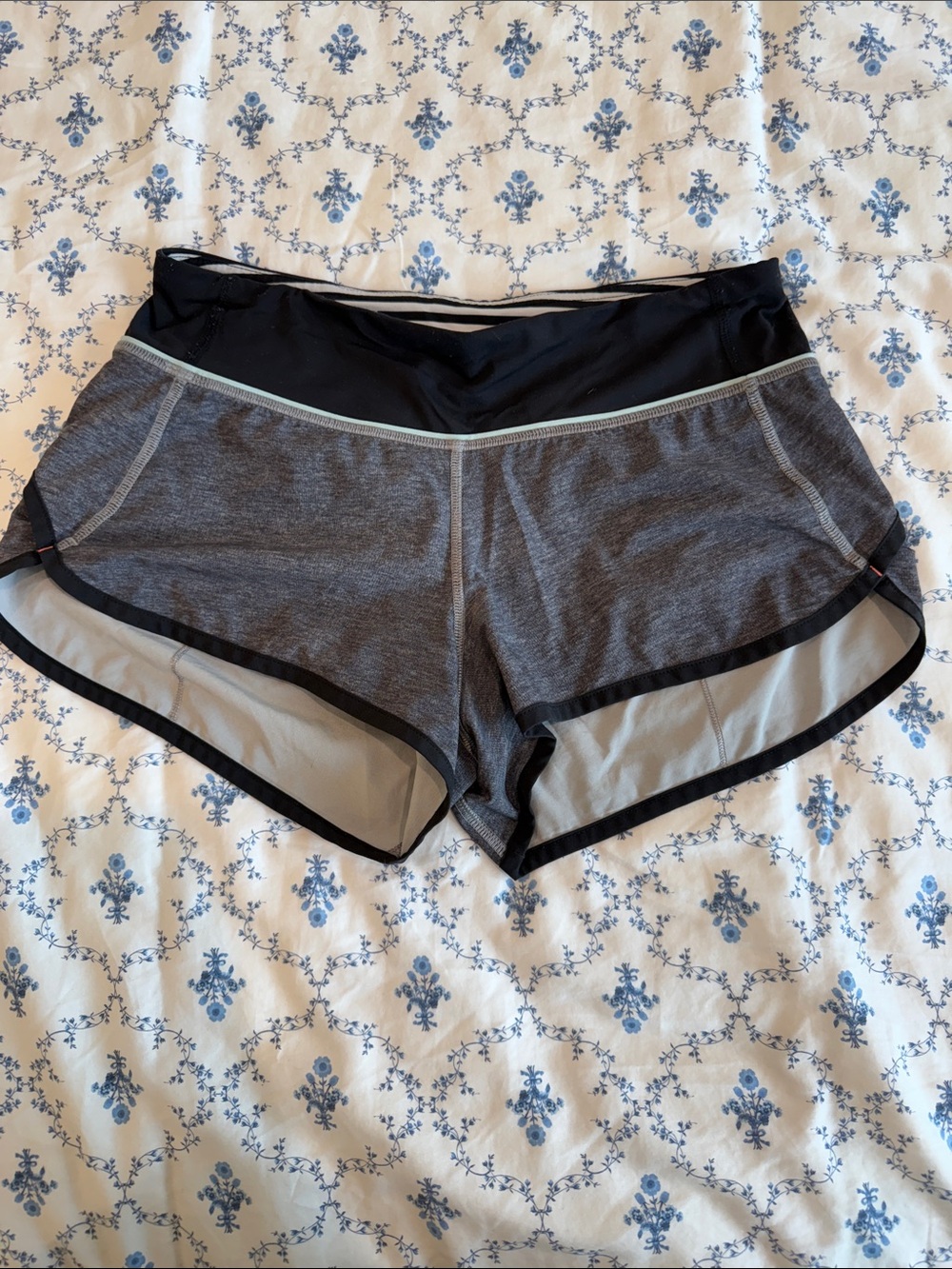 Lululemon Speed Up Shorts
